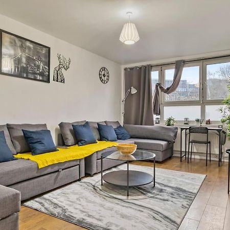Peaceful 2-Bed South Bank Apartment Лондон Екстериор снимка